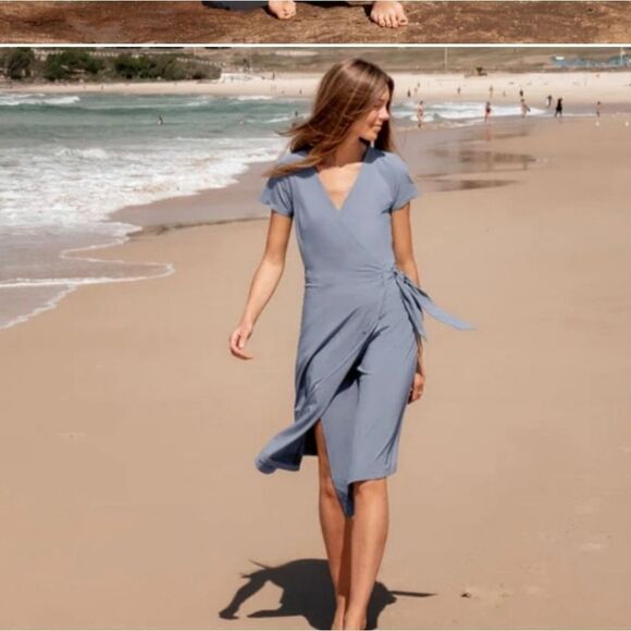 kosan Dresses & Skirts - Kosan Go Travel Wrap Dress Size XL Blue NWT